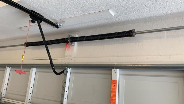 emergency-service-wesley-chapel-garage-door-service-torsion-springs-replacement